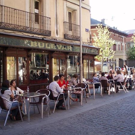 Hostal Castilla Madrid Exterior foto